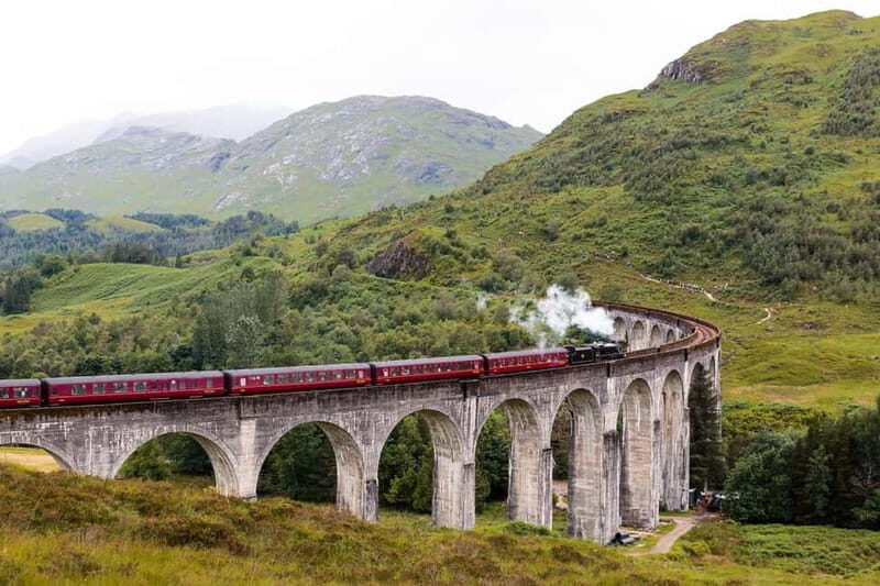 From Edinburgh: 6-Day Isle of Skye and Hebridean Hopper Tour - From Stornoway to Skye: Memorials, Harris Beaches, and Your Portree Base