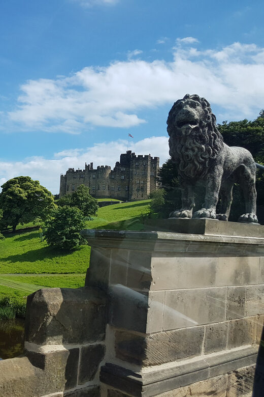 From Edinburgh: Holy Island, Alnwick Castle & Northumbria - The in-between stops: Flodden Field and Coldstream’s border feel