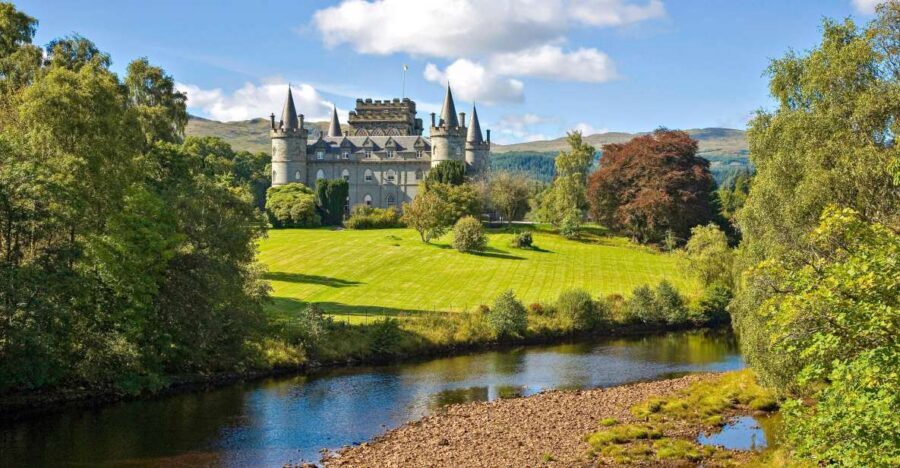 From Edinburgh: Loch Lomond and the West Highlands Day Tour - Tyndrum and the comfort break that keeps the day sane