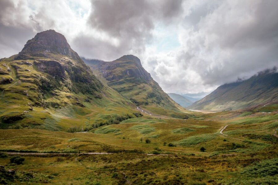 From Edinburgh: Loch Ness and The Highlands Tour - Meeting on the Royal Mile: where you’ll start and why early matters