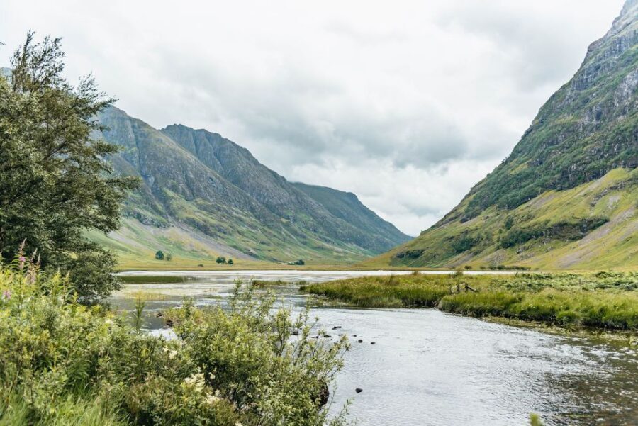 From Edinburgh: Loch Ness, Glenoce & The Highlands Day Tour - Why the driver-guide matters more than you think