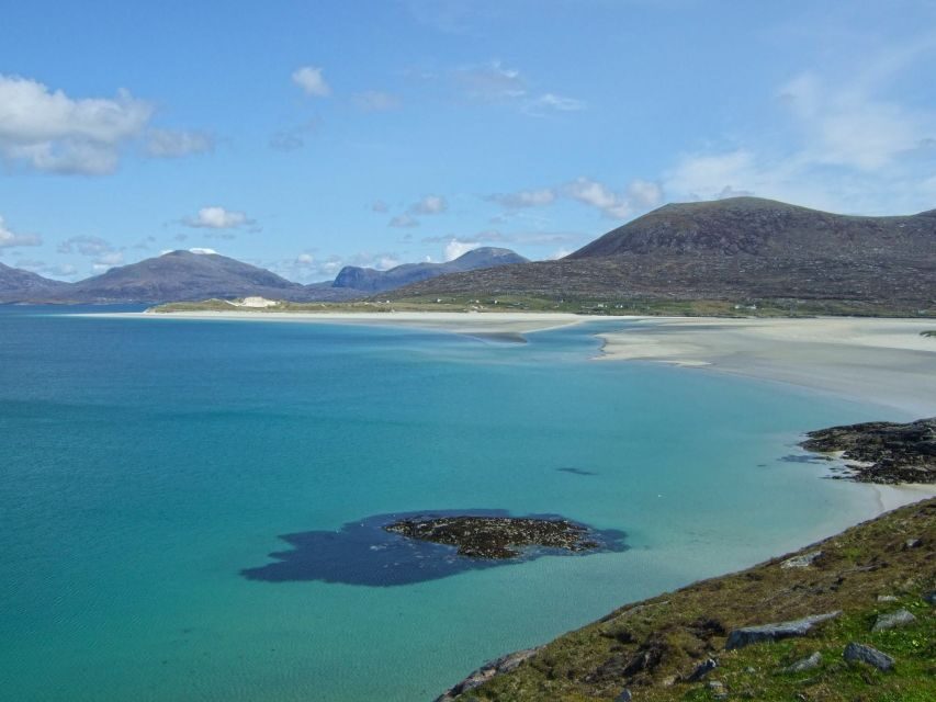 From Edinburgh: Outer Hebrides & Isle of Skye 6-Day Tour - Day 3 on Lewis: Arnol Blackhouse, Dun Carloway, and Calanais stand-in beaches