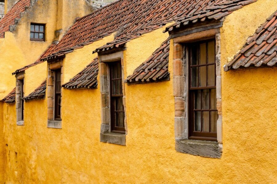 From Edinburgh: Outlander Adventure Day Tour with Entry - How This 8-Hour Outlander Day Runs From Edinburgh