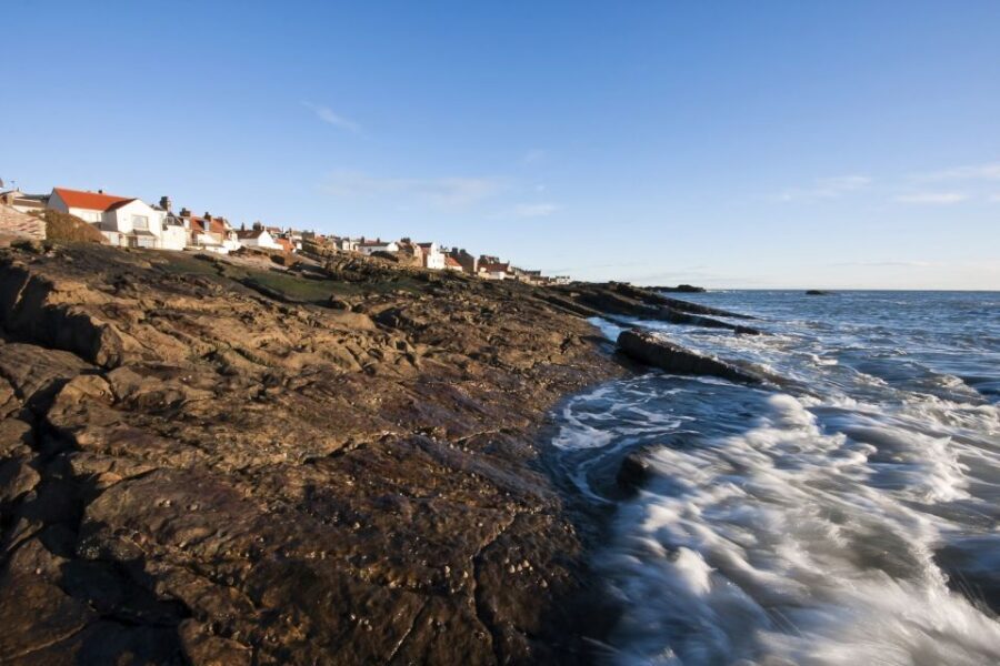From Edinburgh: St Andrews and Fishing Villages of Fife Tour - St Andrews time: the golf town that also feels like a real city