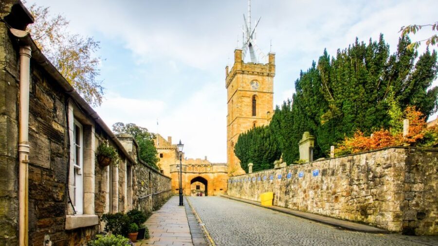 From Edinburgh: The Outlander Experience Guided Tour - Timing, walking, and where the breaks actually help