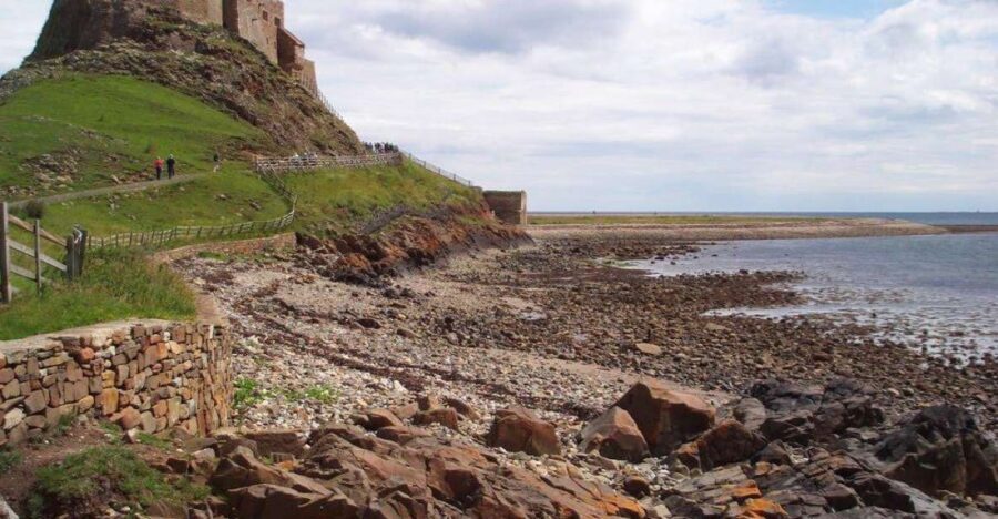 From Edinburgh: Viking Coast & Alnwick Castle Day Tour - Alnwick Castle: the Windsor of the North plus film locations