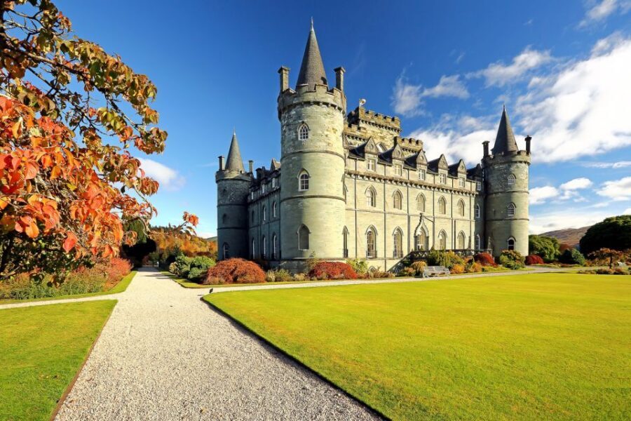 From Edinburgh: West Highland Lochs and Castles Day Trip - Who should book this West Highland lochs and castles day trip