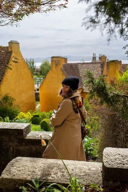 From Glasgow: Castles, Clans & Outlander Day Tour - Culross (Cranesmuir): Cobbled Streets and Claire’s Herb Garden