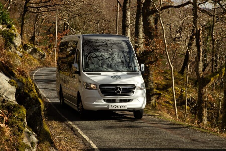 From Glasgow: Glenfinnan, Fort William, and Glencoe Day Trip - Guides, Storytelling, and the Group Vibe on the Coach