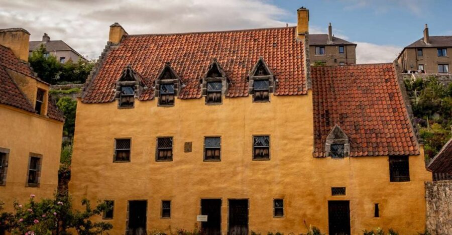 From Glasgow: Outlander Adventure Tour with Tickets - The warm-up drive: Stirling’s sights you pass before the first castle