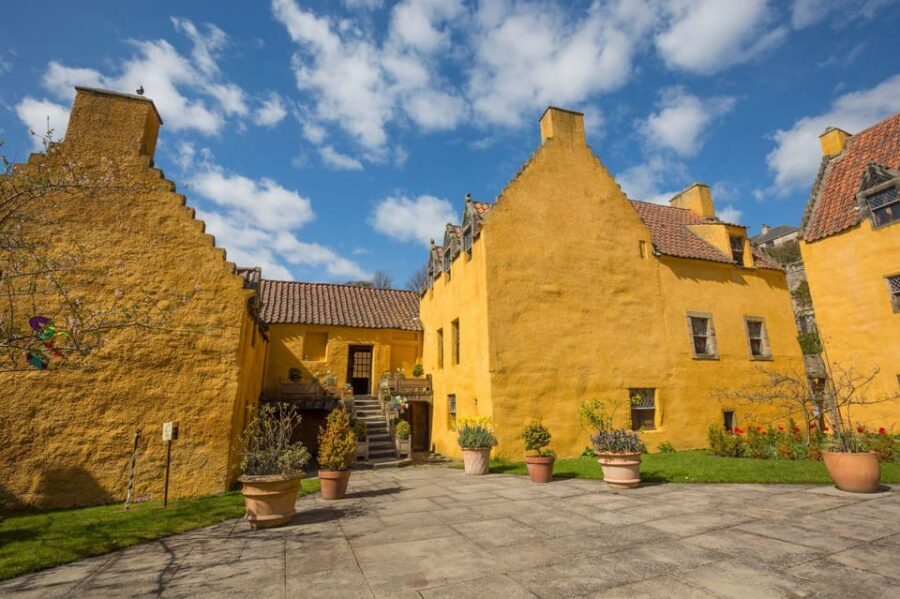 From Glasgow: The Kelpies, St Andrews and Fife Adventure - The coach ride matters: live commentary and stop-by-stop storytelling