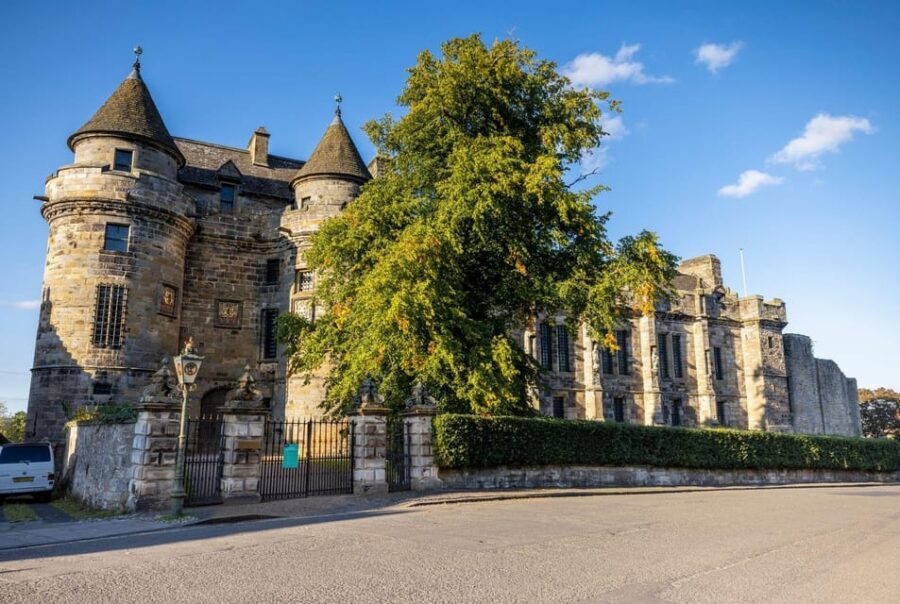 From Glasgow: The Kelpies, St Andrews and Fife Adventure - Who this tour suits best