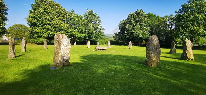 From Llandudno: Portmeirion, Snowdonia and Castles Tour - Minibus comfort and timing: what the 9 hours really feels like