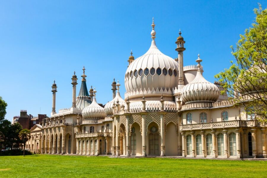 From London: Brighton & Seven Sisters Small-Group Tour - Brighton’s Royal Pavilion, The Lanes, and Palace Pier: the seaside part that sets the mood