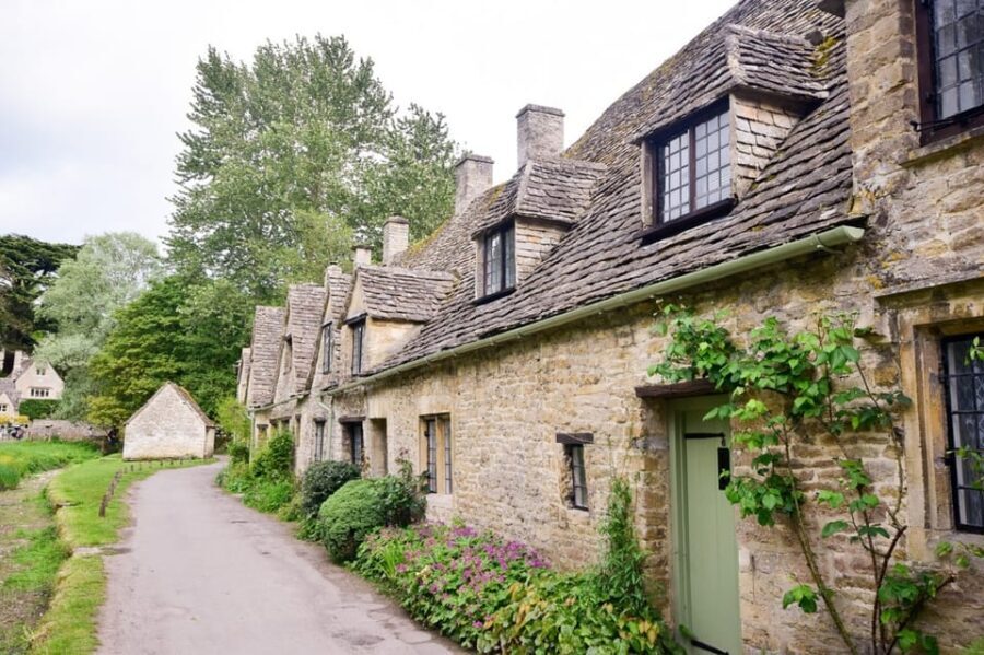 From London: Cotswolds Villages Small Group Day Tour - Should you book this Cotswolds Villages small group day tour?