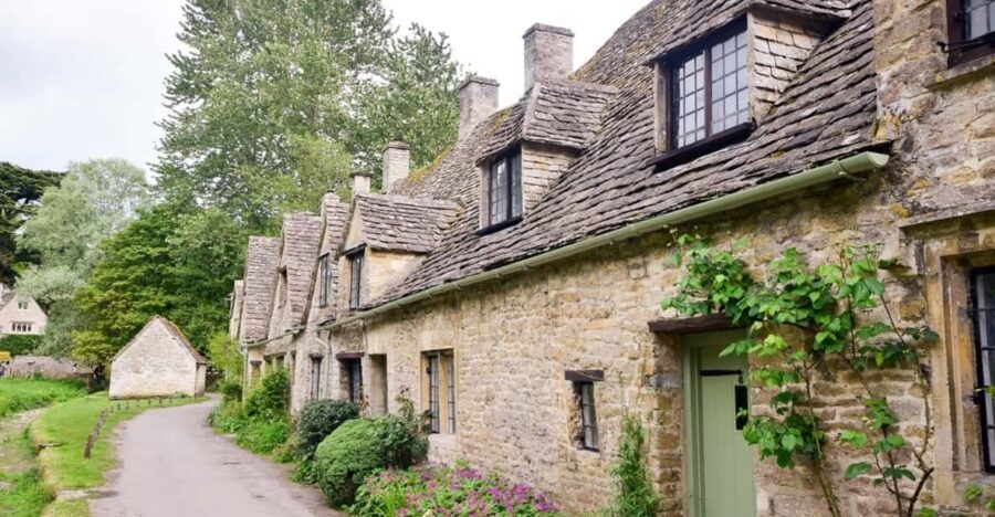 From London: Cotswolds Villages Small Group Day Tour - Who this tour suits best (and who should think twice)