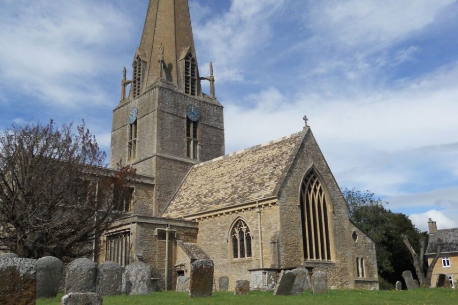 From London: Downton Abbey and Village Coach Tour - The Coach Ride With Commentary and Downton Abbey Episodes
