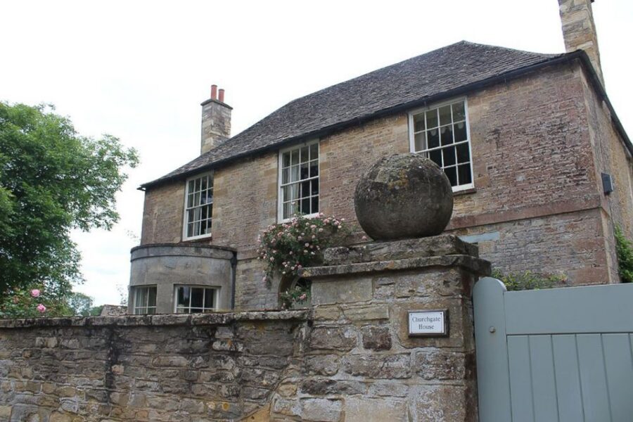 From London: Downton Abbey and Village Coach Tour - Bampton Walking Tour: Finding the Post Office and Matthew’s Earlier Home