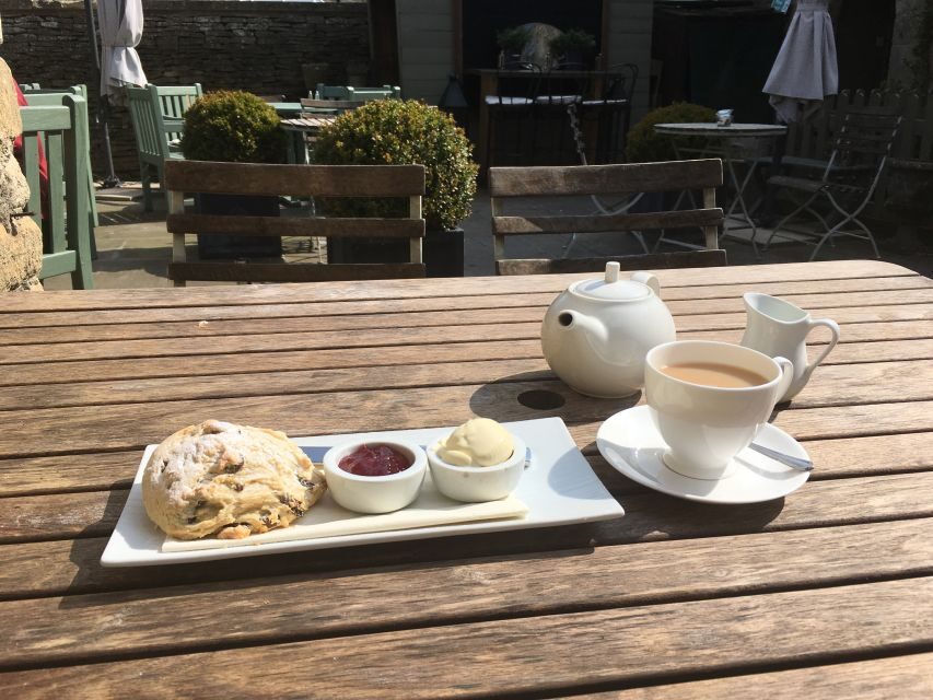 From London: Full-Day Guided Tour of the Cotswolds - Stow on the Wold: lunch on your own plus real village energy