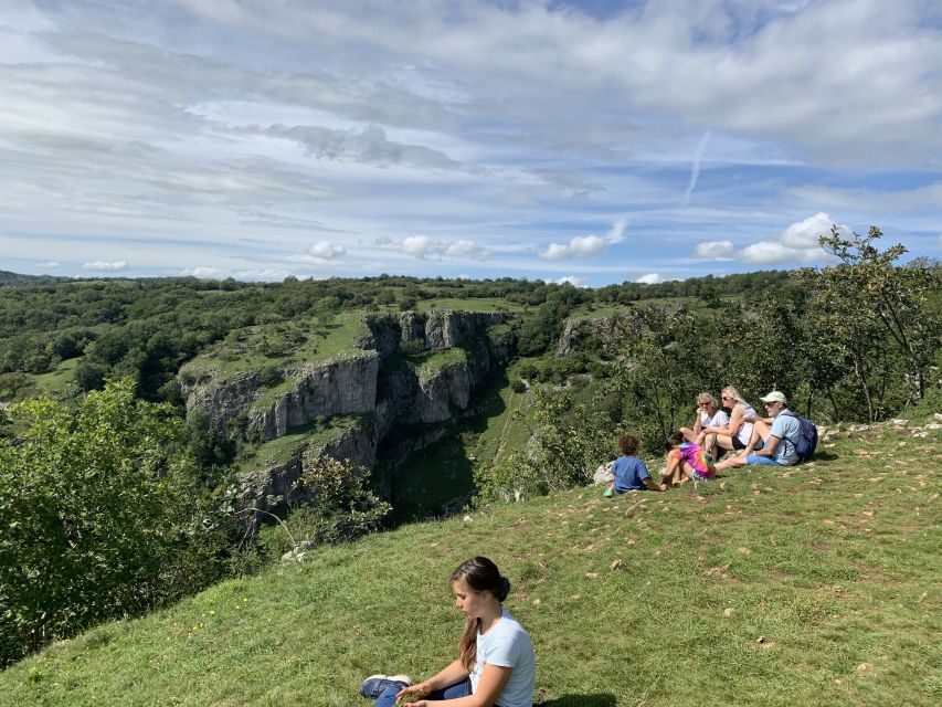 From London: Glastonbury and Cheddar Gorge Guided Day Trip - Meeting the Coach at Earls Court: How the Day Starts Smoothly
