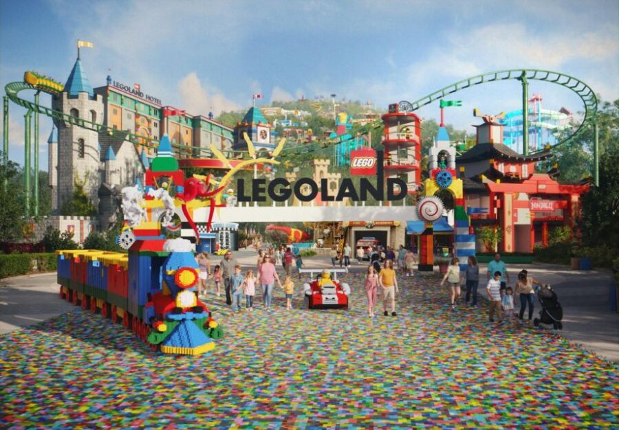 From London: LEGOLAND® Windsor Resort Entry & Coach Transfer - From Victoria to Windsor: The Transfer Part That Actually Matters