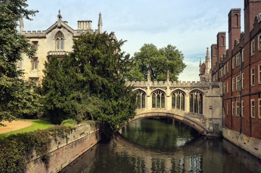 From London: Oxford and Cambridge Universities Tour - Should You Book This Oxford and Cambridge Day Trip?