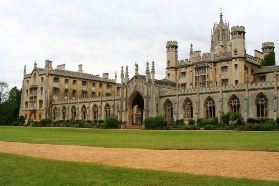 From London: Oxford & Cambridge Day Tour - FAQ