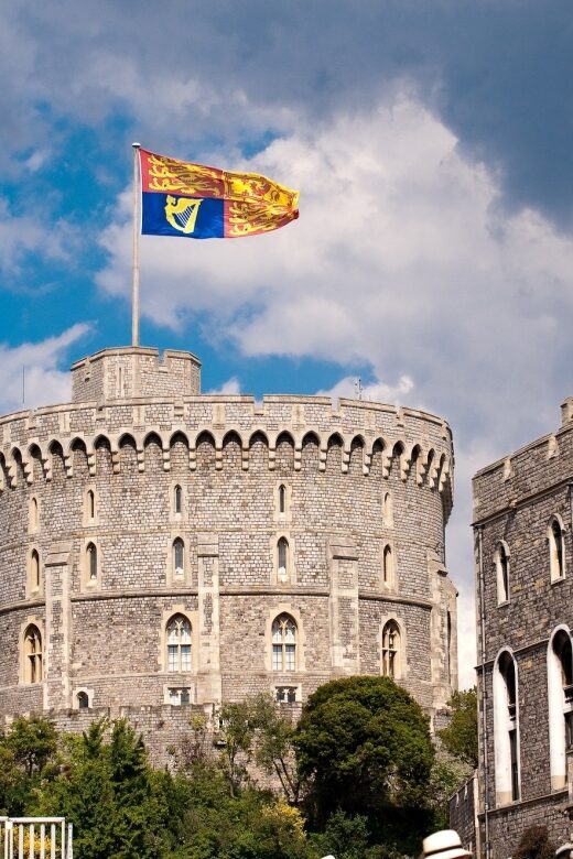 From London: Royal Windsor Afternoon Tour - Windsor town time: cobbled streets, tea rooms, and realistic expectations