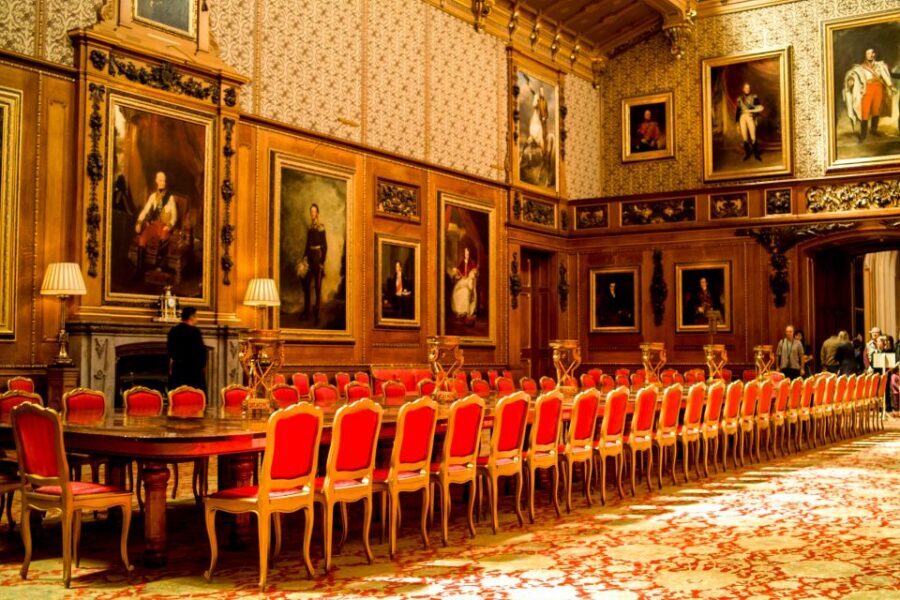 From London: Skip-the-line Windsor Castle Private Car Trip - St George’s Chapel: Weddings, Burials, and the Practical Rules You Must Know