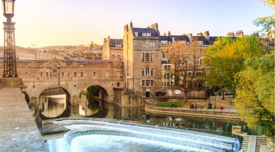 From London: Small Group Stonehenge, Bath & Cotswolds Tour - Bath’s Georgian Streets and Royal Crescent Photo Stop