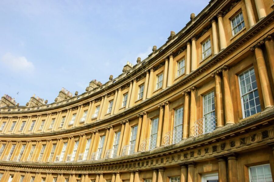 From London: Stonehenge and Bath Day Trip with Ticket - The 7am departure that saves your day (and your photos)