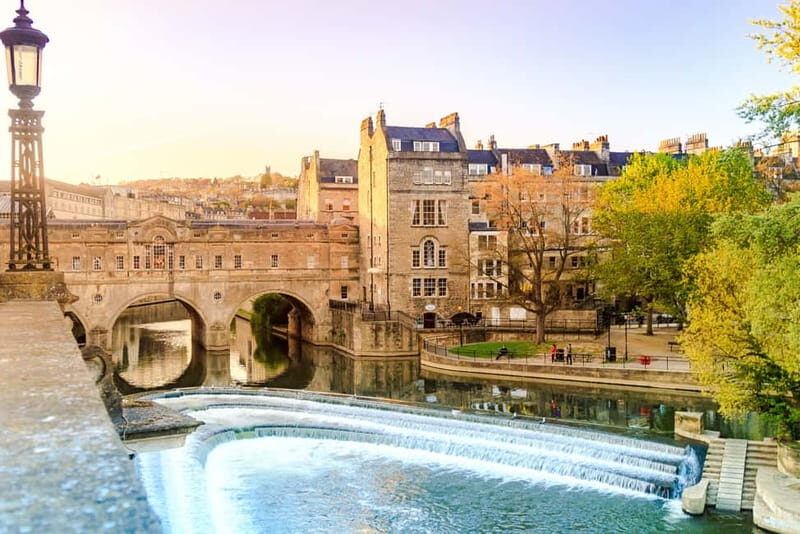 From London: Stonehenge and Bath Full-Day Tour with Guide - Price and value: is $101 per person a smart deal?