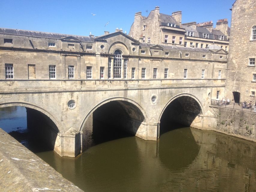 From London: Stonehenge and Bath Private Full-Day Trip - Your guide experience: private driver, live narration, and audio support