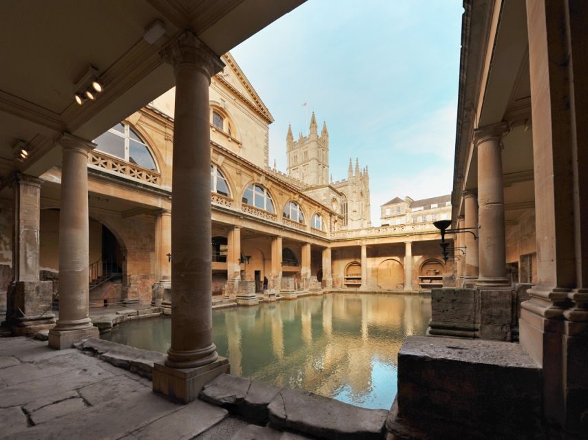 From London: Stonehenge and Bath Private Full-Day Trip - Stonehenge standing stones and the theories you’ll hear
