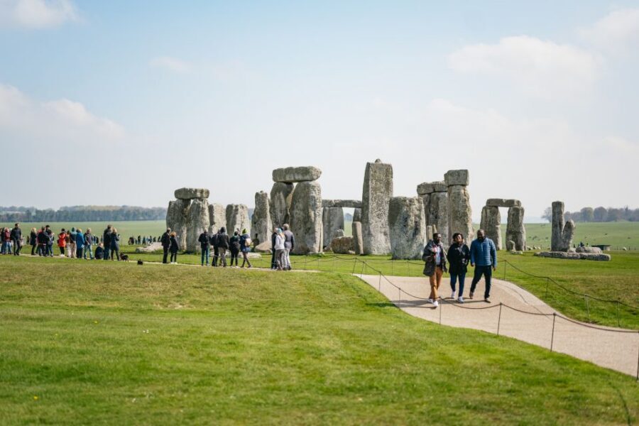From London: Stonehenge Half-Day Trip - Two Hours at the Stones: Enough for Essentials, Tight for Shopping