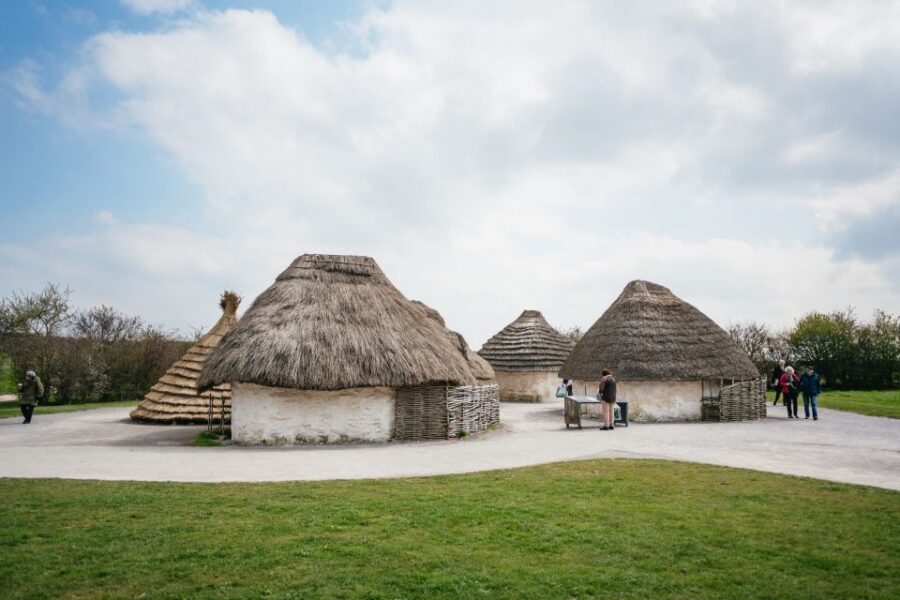 From London: Stonehenge Half-Day Trip - Audio Tour Rules: Headphones First, Smartphone Charged
