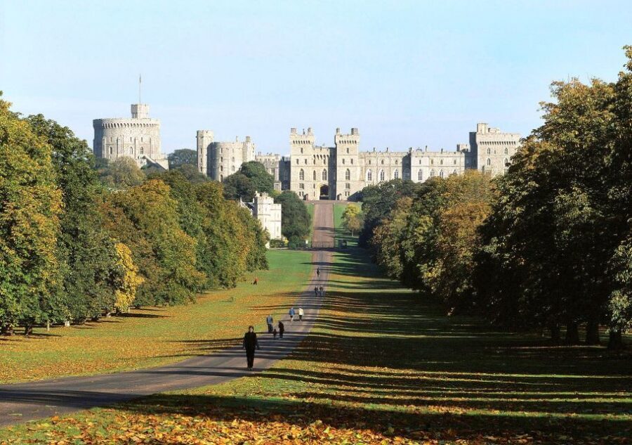 From London: Stonehenge Inner Circle and Windsor Day Trip - Windsor walking tour: charming streets and Queen Charlotte Street