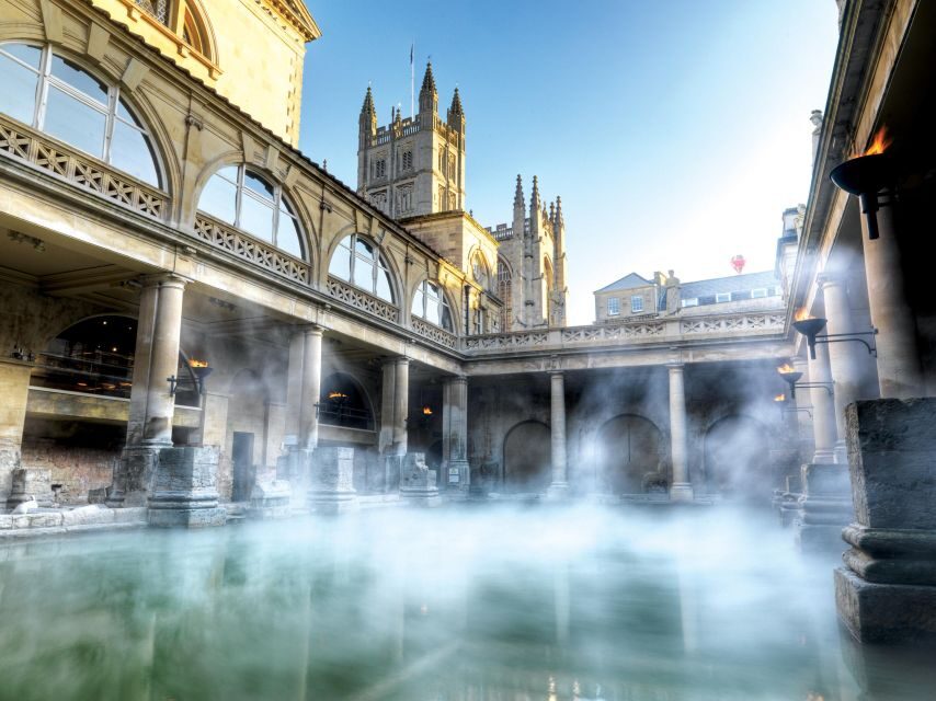 From London: Stonehenge Private Inner Circle Tour with Bath - The George Inn in Lacock: Local Food Without the Drag