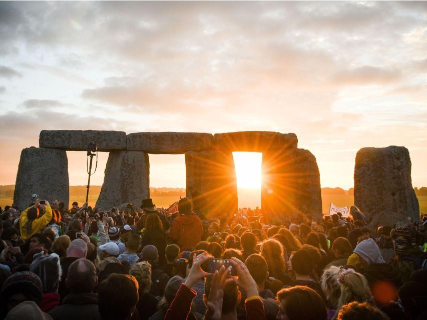 From London: Stonehenge Summer Solstice Sunset Tour (Jun 20) - The Solstice at Stonehenge: sunset timing, the walk, and the crowd reality