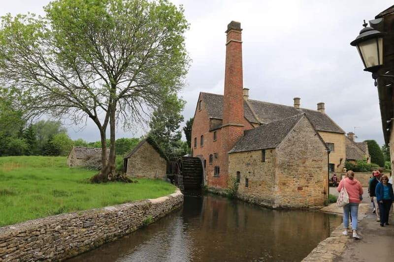 From London: Stratford-upon-Avon, Cotswolds, and Oxford Tour - Bourton-on-the-Water: Fast Photos, Real Charm, and River Views
