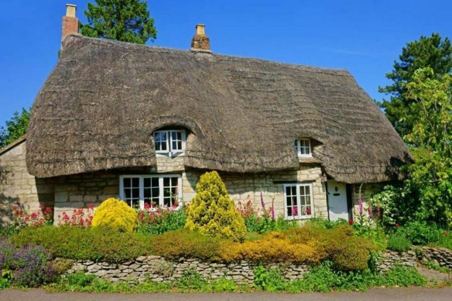 From London: The Cotswolds Day Trip with Lunch - Anne Hathaway’s Cottage: Thatched Charm and the Hathaway Bed