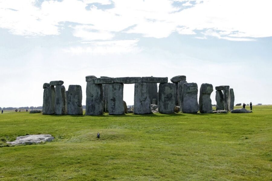 From London: Windsor, Oxford & Stonehenge Full-Day Trip - Stonehenge: the big mystery (and how to get more from less time)
