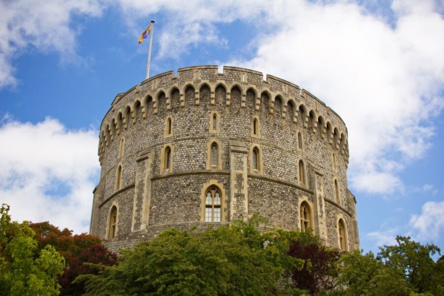 From London: Windsor, Stonehenge, & Salisbury Cathedral Trip - Stonehenge on Salisbury Hill: theories you can actually track