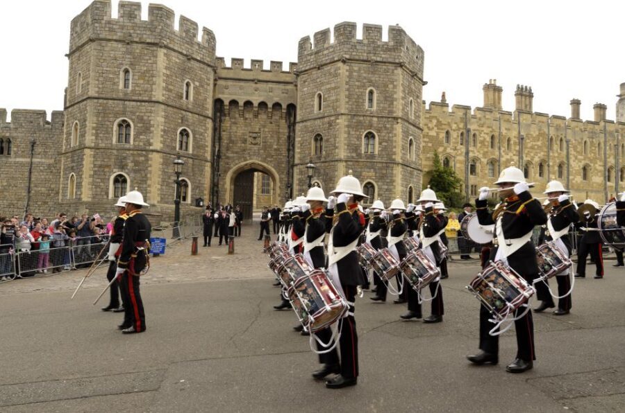 From London: Windsor, Stonehenge, & Salisbury Cathedral Trip - Salisbury market time: where the day gets normal again