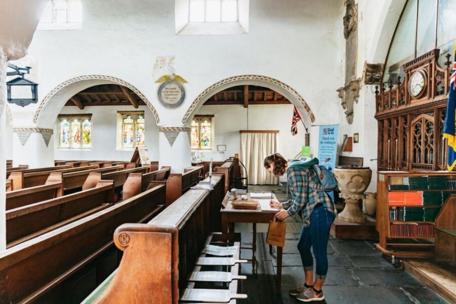 From Manchester: Lake District Bus Tour & Windermere Cruise - Food and money: what’s included and what you’ll need to handle yourself