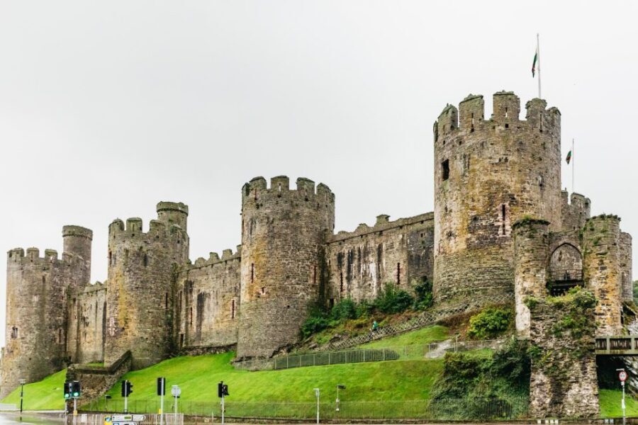 From Manchester: North Wales, Snowdonia, and Chester Tour - Should you book this Manchester to North Wales, Snowdonia, and Chester tour?