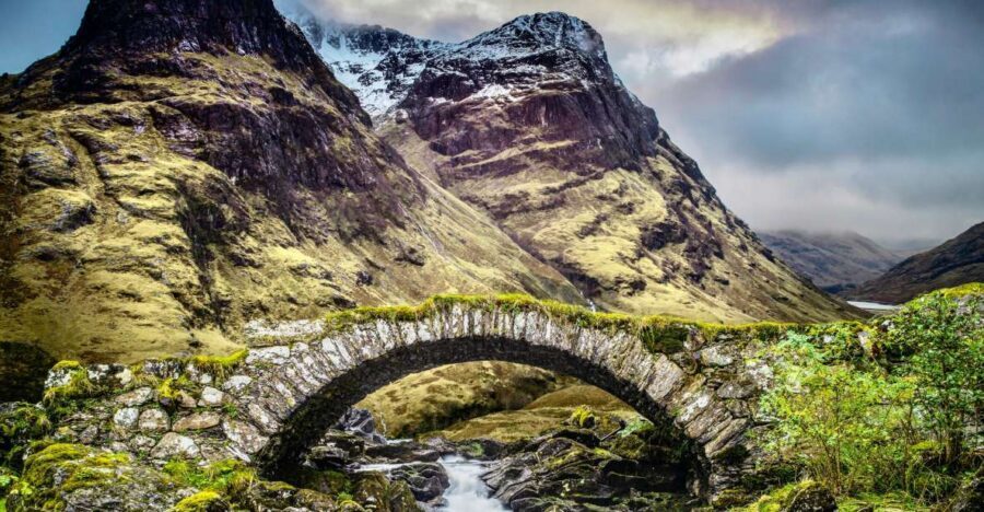 From Oban Glencoe and Castles Tour - Kilchurn Castle ruins on Loch Awe: drama you can walk through
