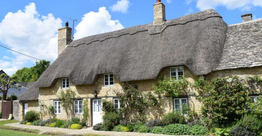 From Oxford: Cotswolds Towns and Villages Small Group Tour - Great Tew: Thatched-Cottage Calm for the Final Chapter