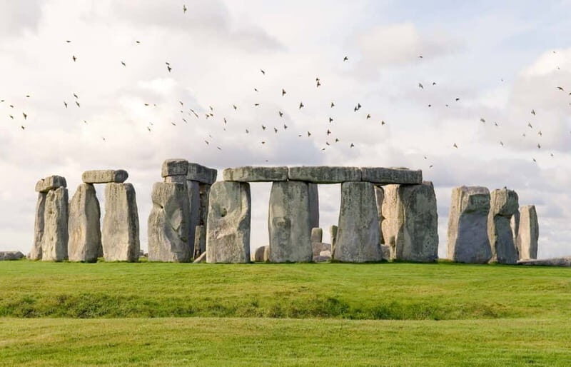 From Oxford: Stonehenge and Bath Small-Group Tour - Stonehenge with fast-track entry and the Visitor Information Centre