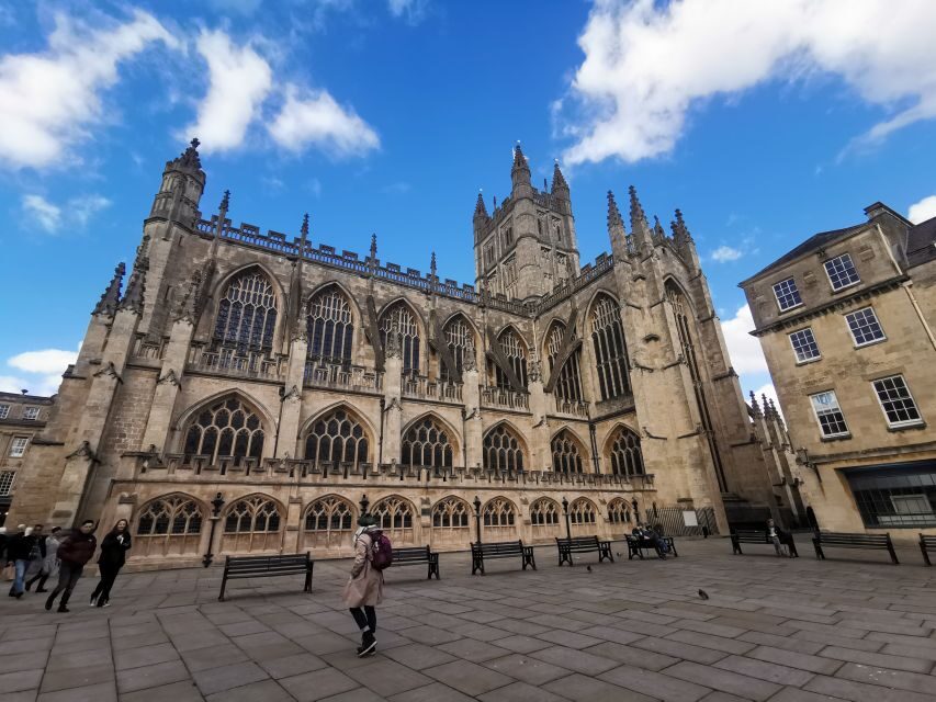 From Southampton: Stonehenge and Bath Guided Day Trip - Walking UNESCO Bath Like You Mean It: Crescent, Circus, Abbey, Bridge
